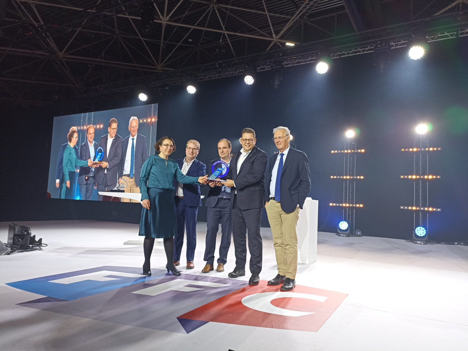 1920 h iot truck innovation award man 2024 1